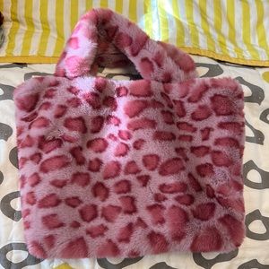 furry pink leopard print bag! not too big!!